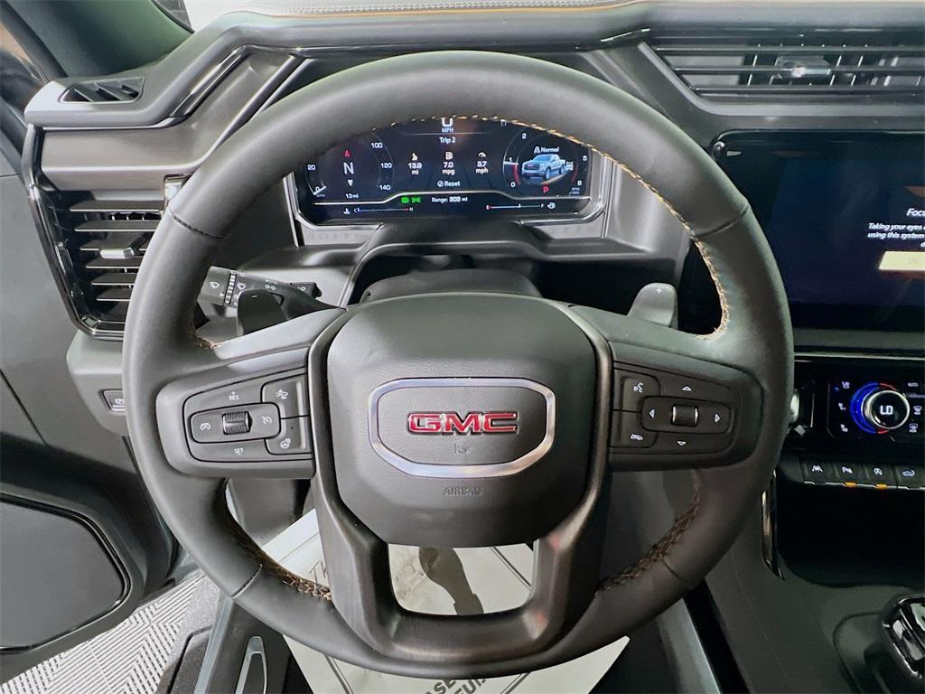 new 2025 GMC Sierra 1500 car, priced at $65,105
