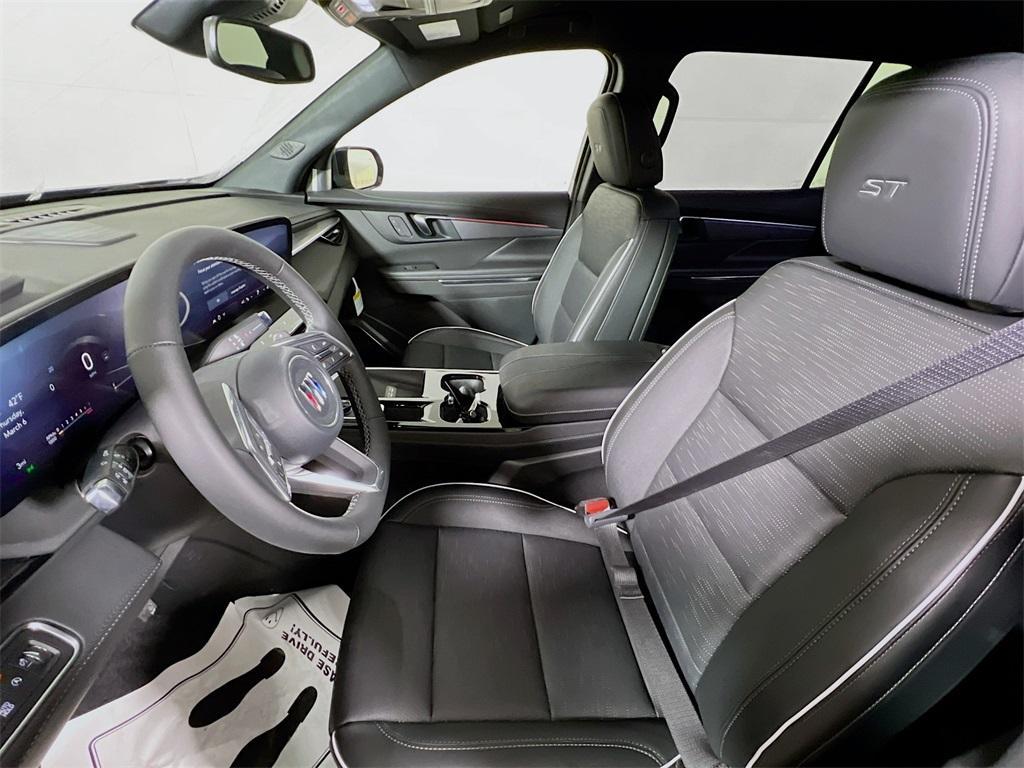 new 2025 Buick Enclave car, priced at $48,095