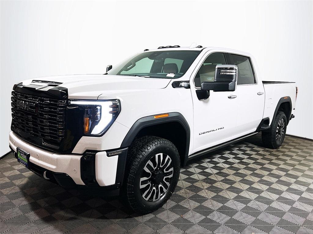 new 2025 GMC Sierra 3500 car, priced at $95,970