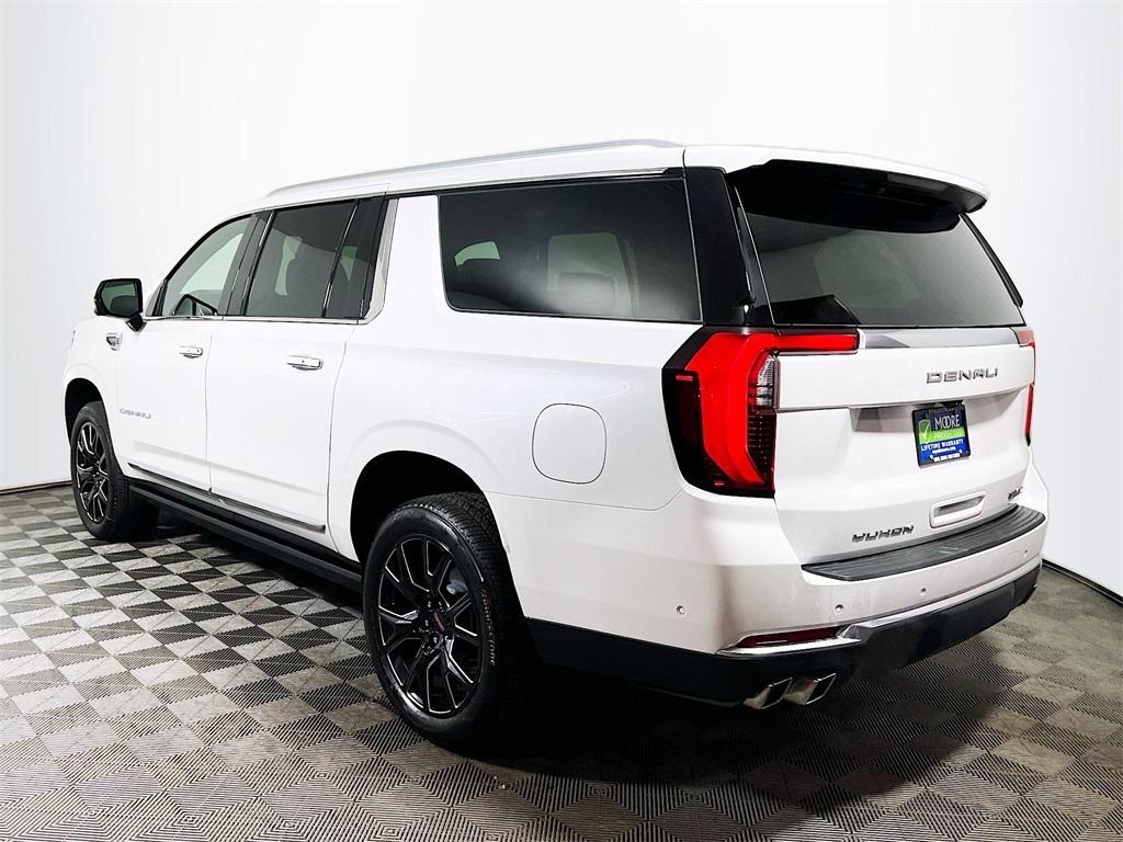 new 2025 GMC Yukon XL car, priced at $89,860