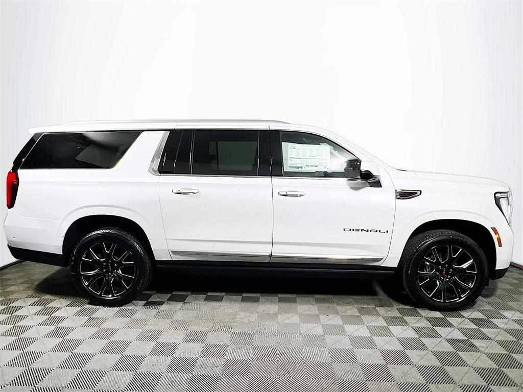 new 2025 GMC Yukon XL car, priced at $89,860