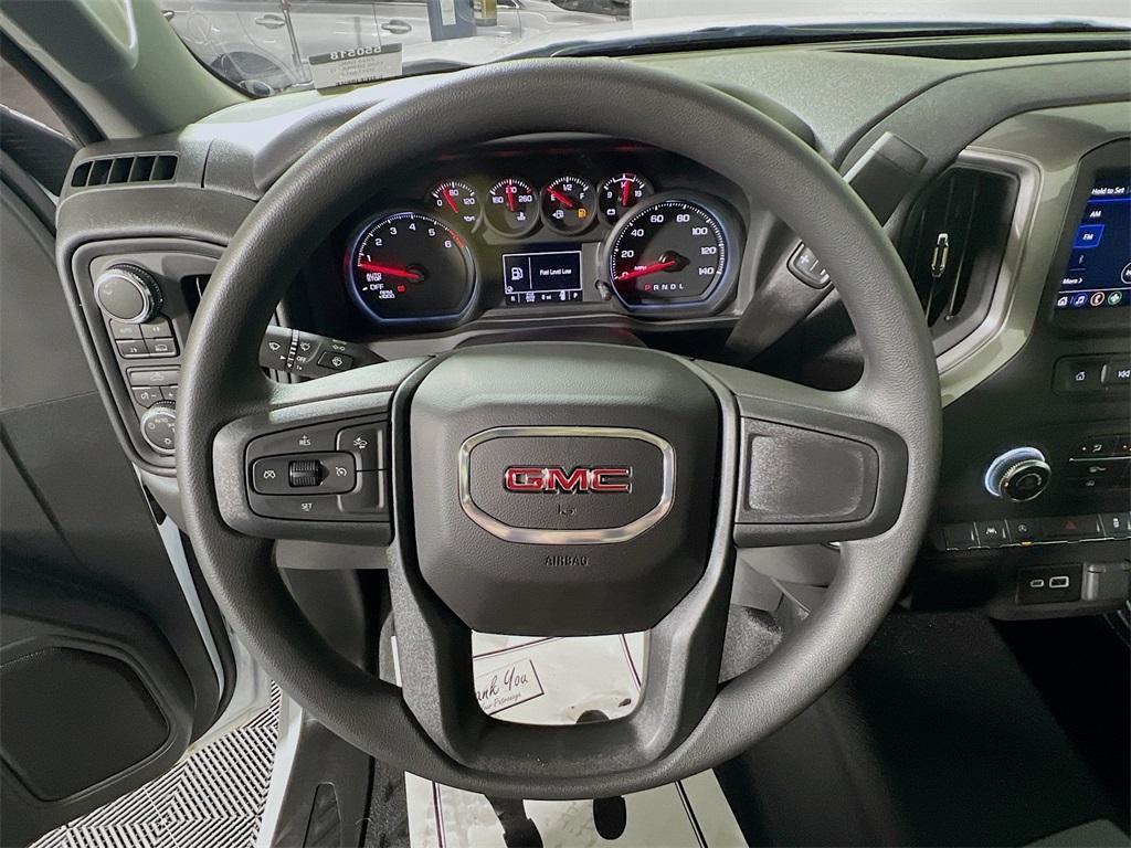 new 2025 GMC Sierra 1500 car, priced at $37,730