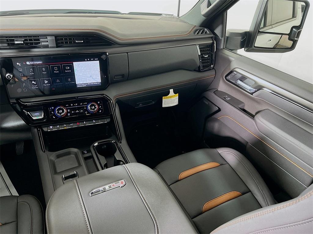 new 2025 GMC Sierra 3500 car, priced at $79,465