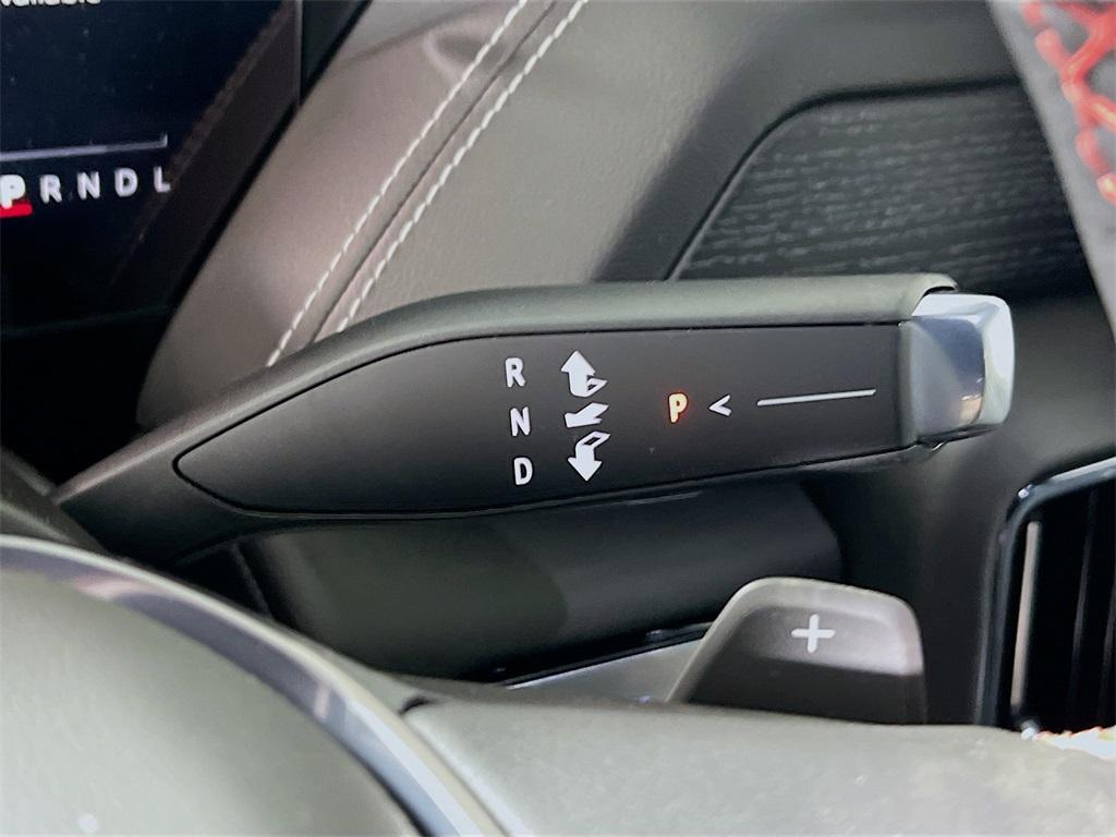 new 2025 GMC Yukon XL car, priced at $100,640