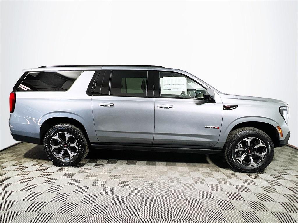new 2025 GMC Yukon XL car, priced at $100,640