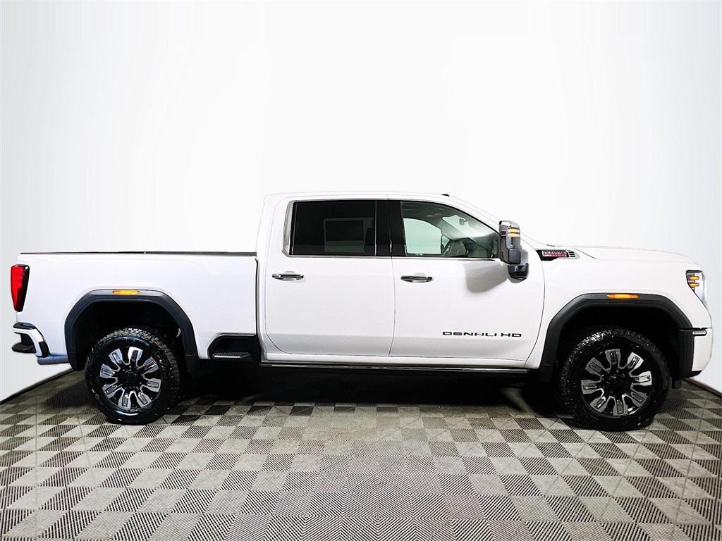 new 2025 GMC Sierra 3500 car, priced at $85,640