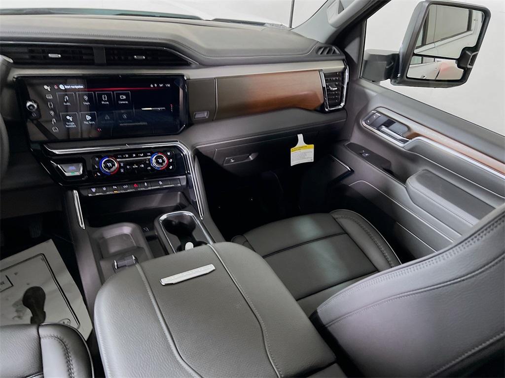 new 2025 GMC Sierra 3500 car, priced at $86,640