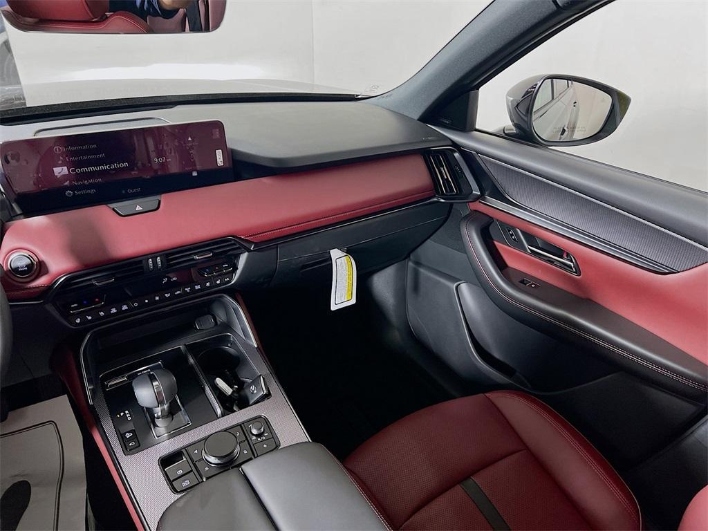 new 2025 Mazda CX-70 car, priced at $50,674