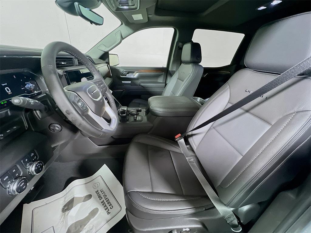 new 2025 GMC Sierra 1500 car, priced at $66,050