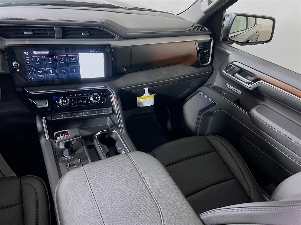 new 2025 GMC Sierra 1500 car, priced at $71,525