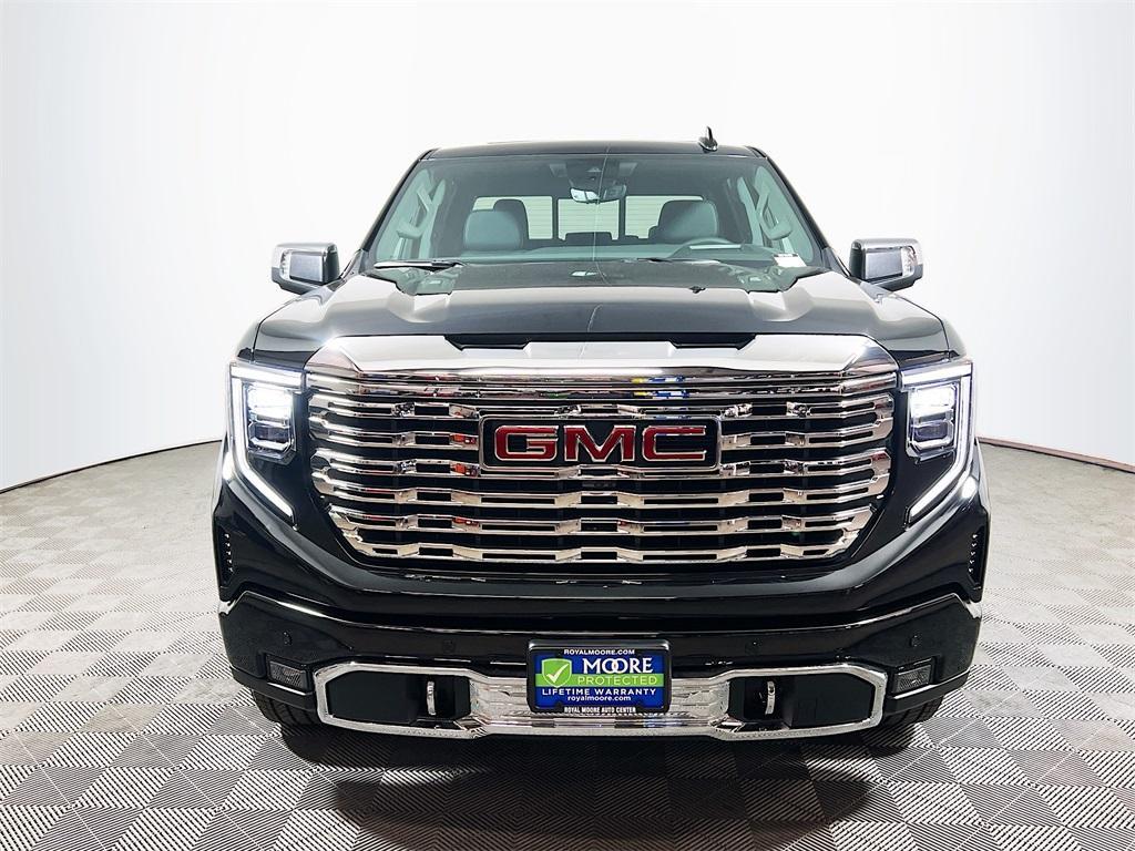 new 2025 GMC Sierra 1500 car, priced at $71,525