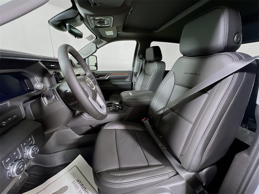 new 2026 GMC Sierra 3500 car, priced at $94,155
