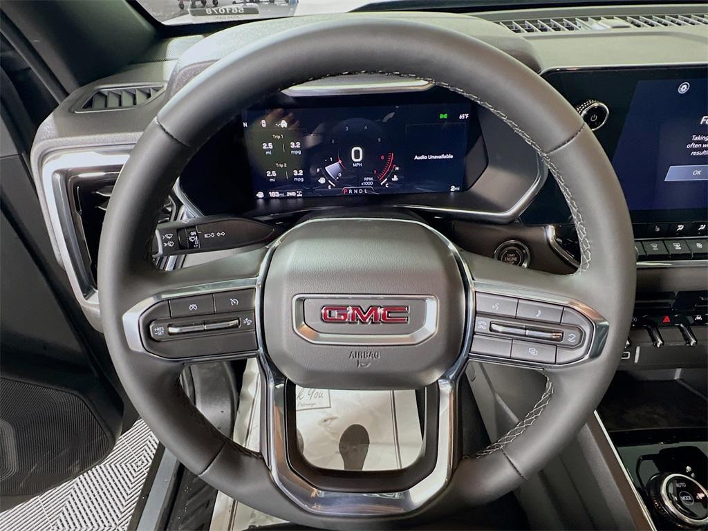 new 2026 GMC Canyon car, priced at $47,095