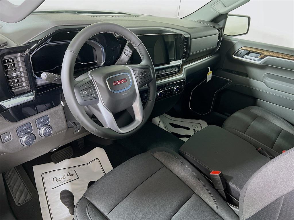 new 2025 GMC Sierra 1500 car, priced at $44,790