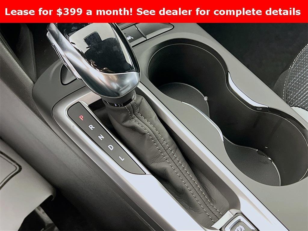 new 2025 Buick Envista car, priced at $25,135