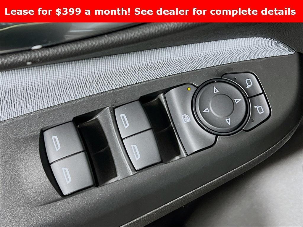 new 2025 Buick Envista car, priced at $25,135