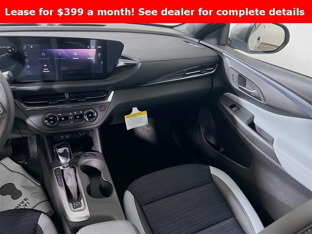 new 2025 Buick Envista car, priced at $25,135