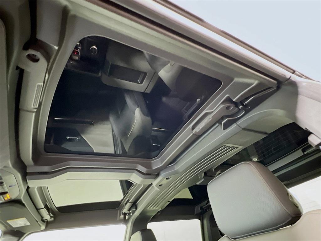 new 2025 GMC HUMMER EV Pickup car, priced at $84,690