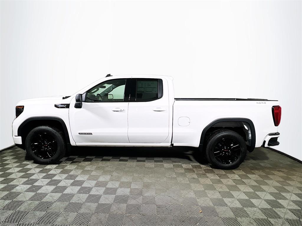 new 2025 GMC Sierra 1500 car, priced at $44,295