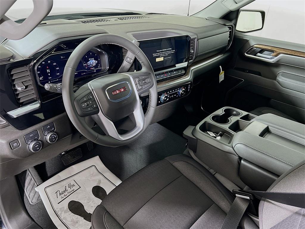 new 2025 GMC Sierra 1500 car, priced at $44,790