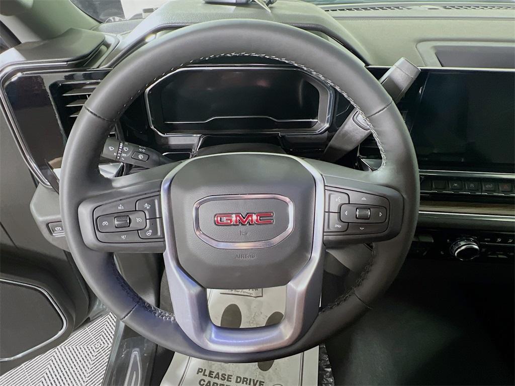 new 2025 GMC Sierra 1500 car, priced at $53,390
