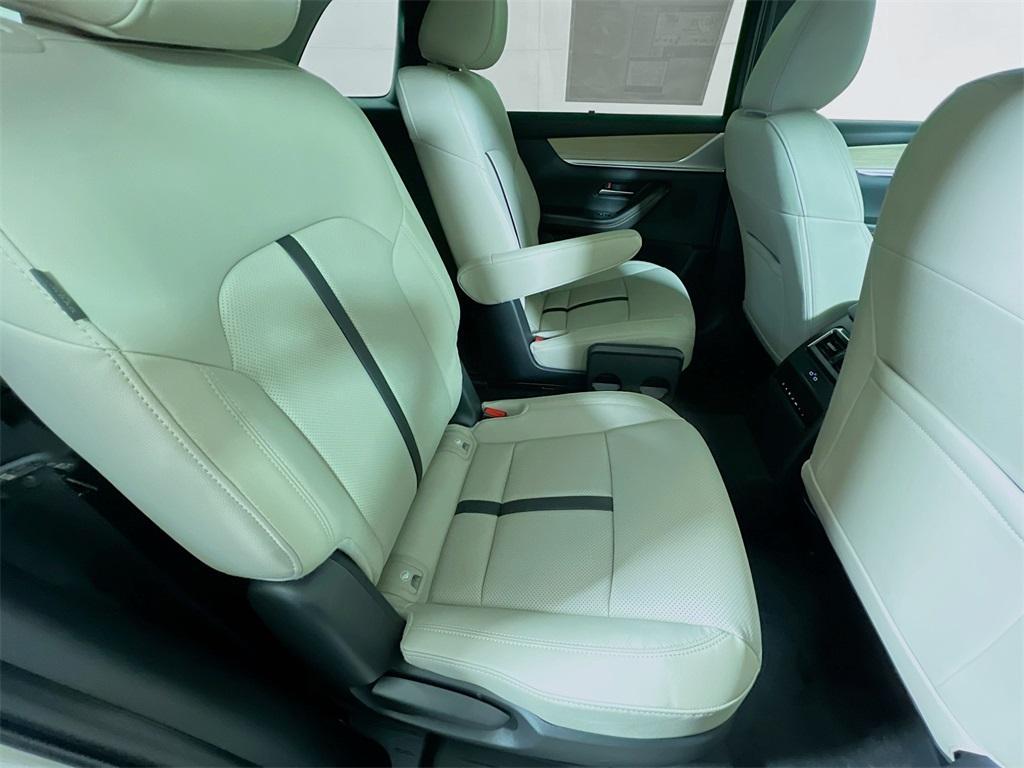 new 2025 Mazda CX-90 PHEV car, priced at $48,331