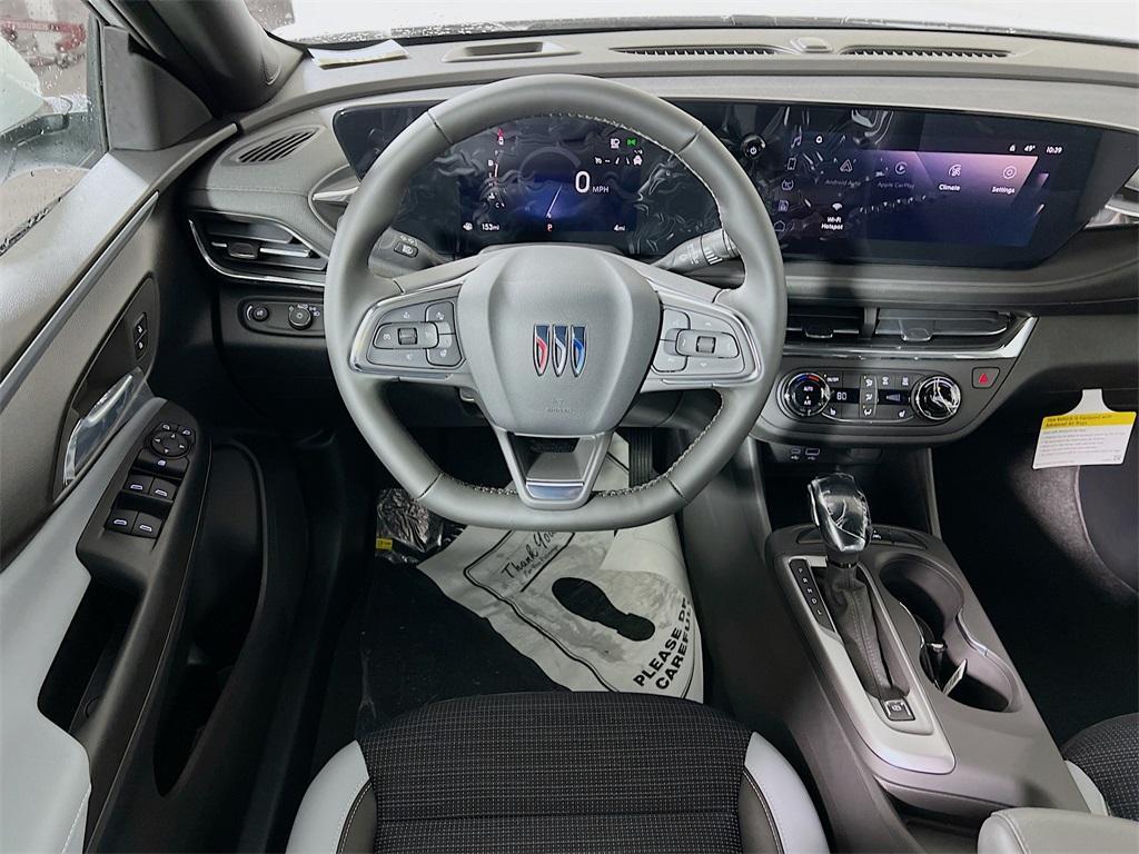 new 2025 Buick Envista car, priced at $25,040