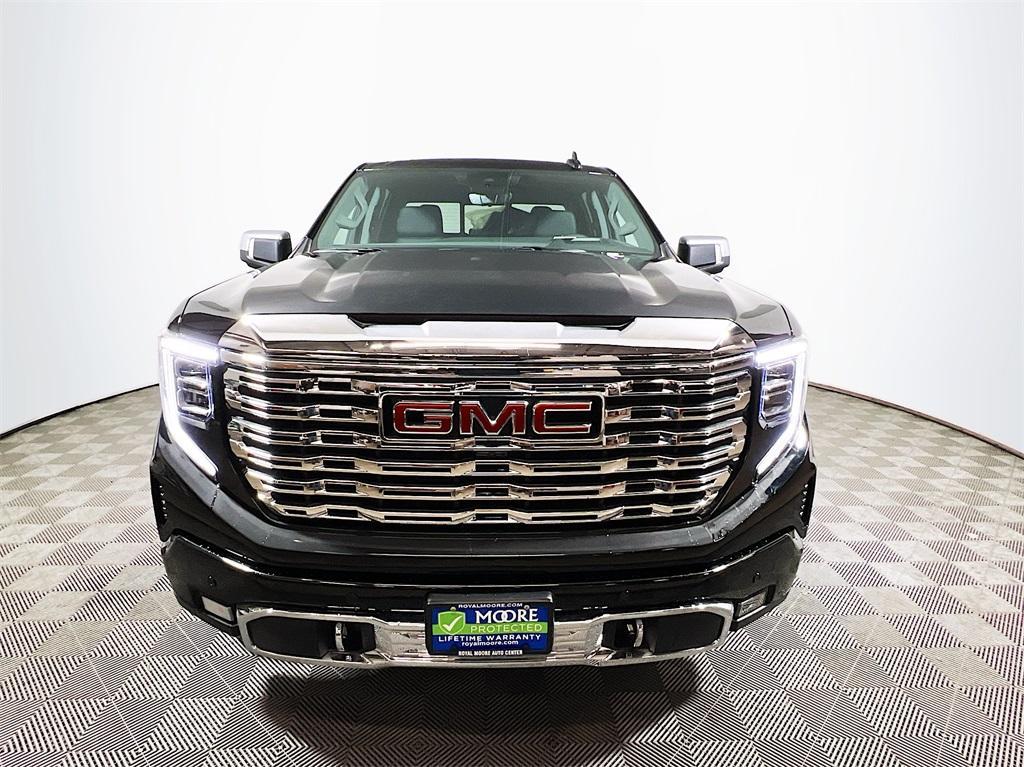 new 2025 GMC Sierra 1500 car, priced at $70,195