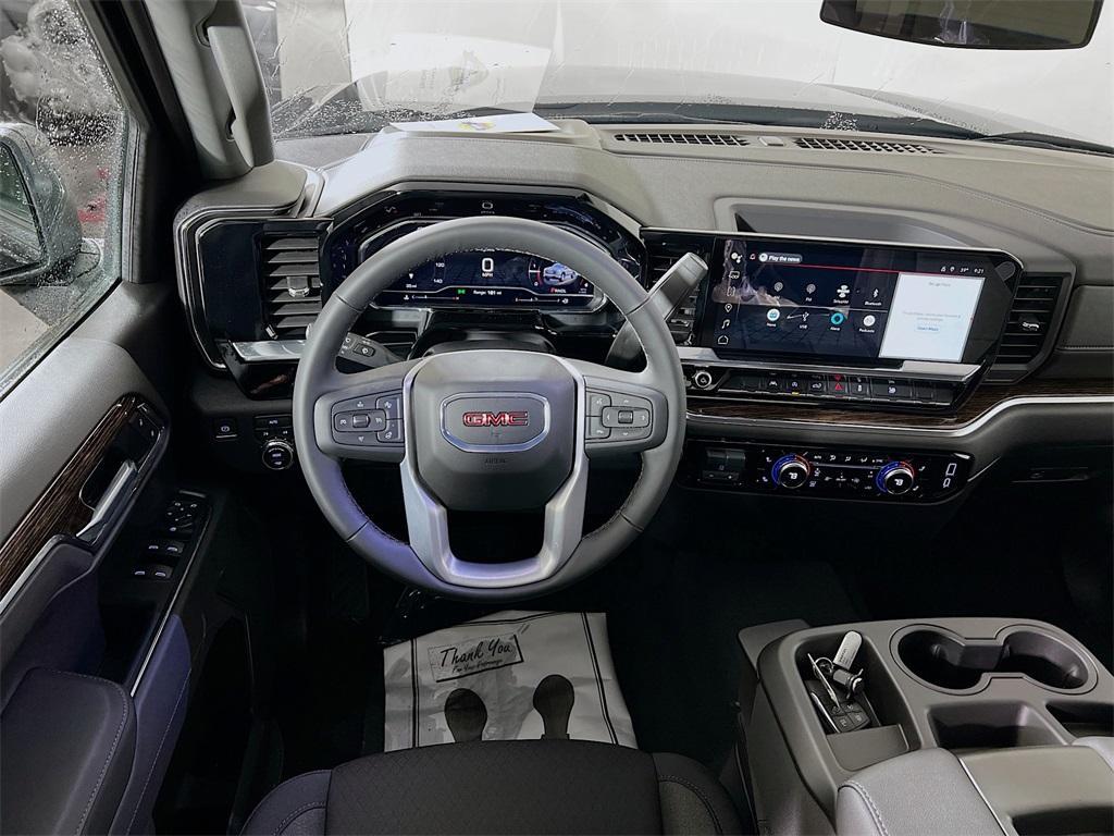 new 2025 GMC Sierra 1500 car, priced at $47,585