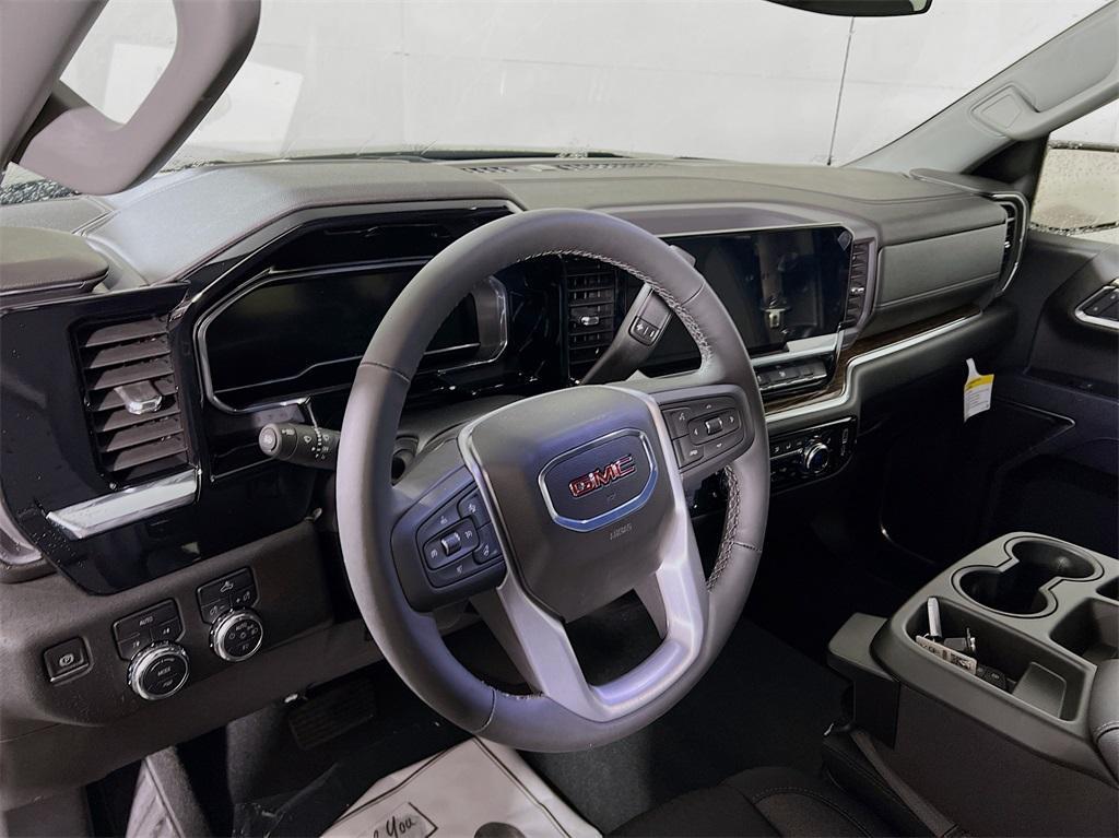 new 2025 GMC Sierra 1500 car, priced at $48,085