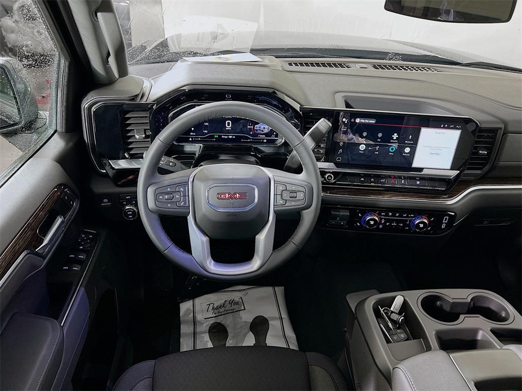 new 2025 GMC Sierra 1500 car, priced at $48,085