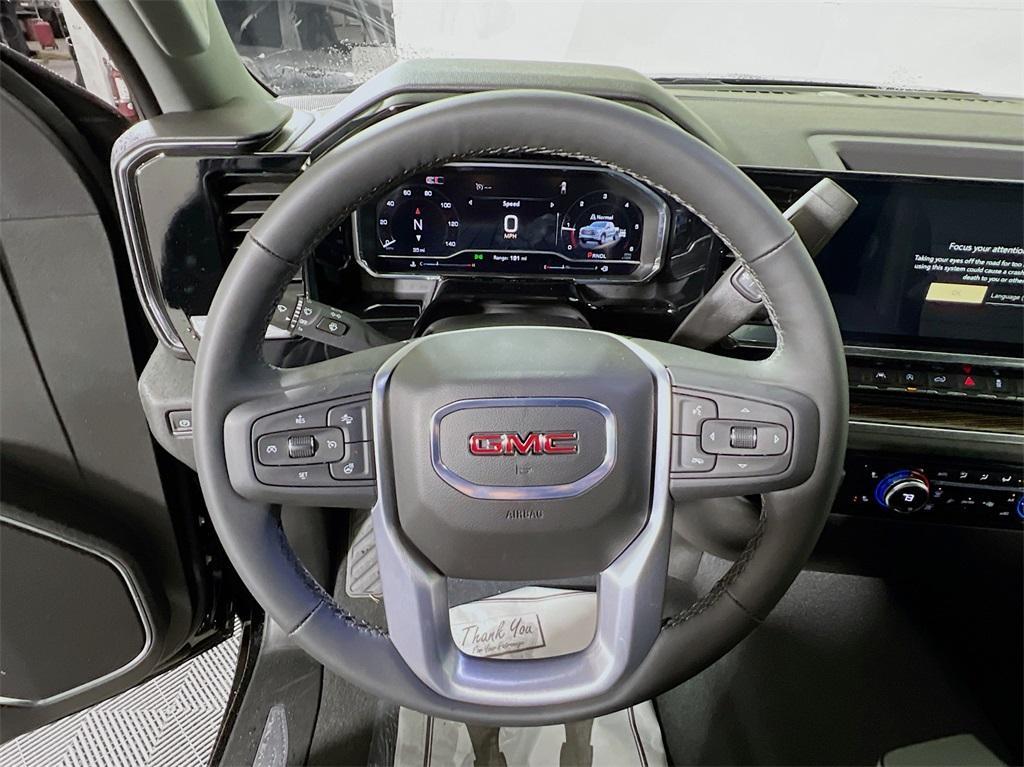 new 2025 GMC Sierra 1500 car, priced at $48,085