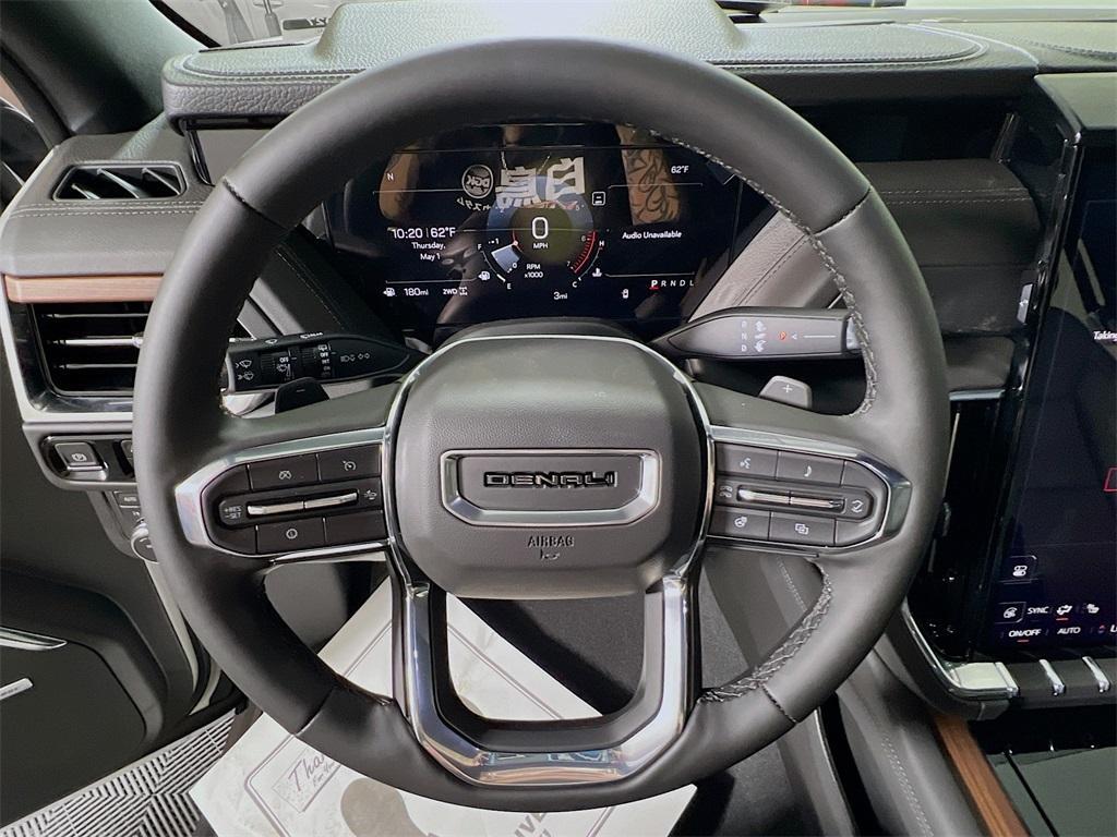new 2025 GMC Yukon XL car, priced at $90,360