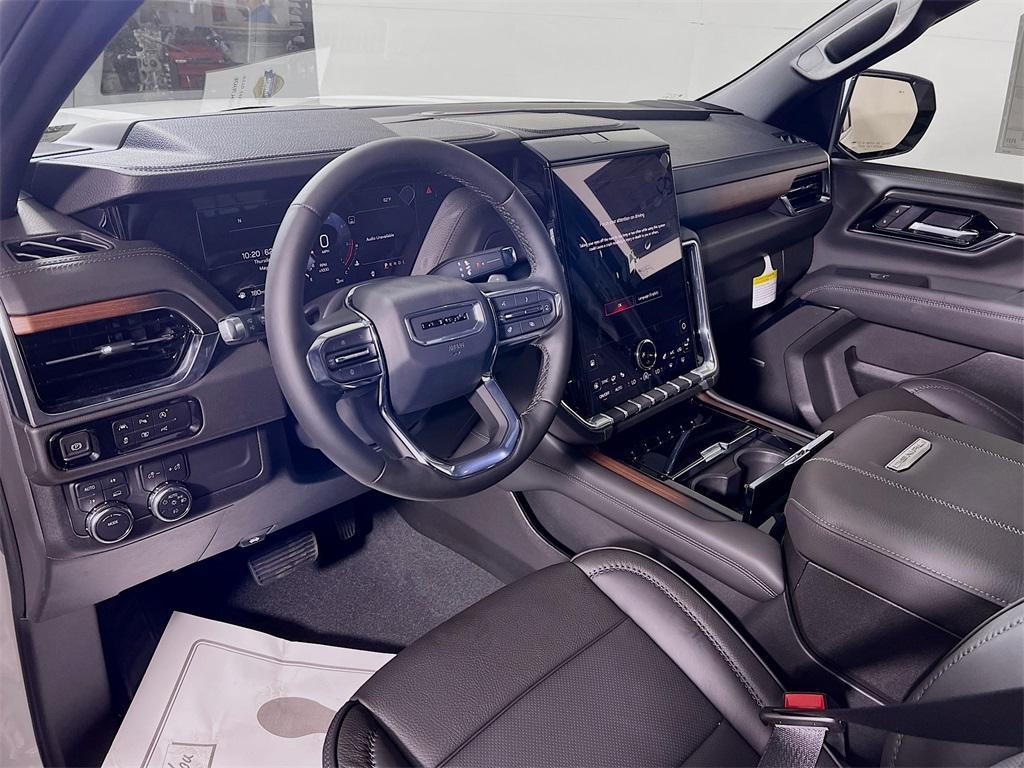 new 2025 GMC Yukon XL car, priced at $90,360