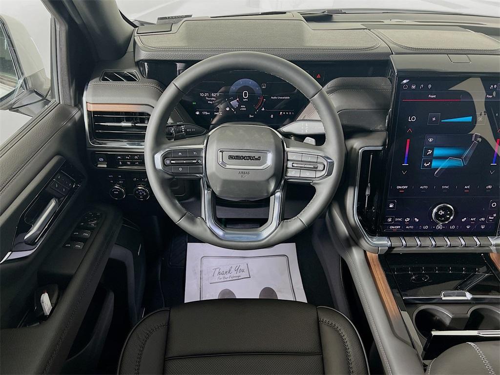 new 2025 GMC Yukon XL car, priced at $90,360