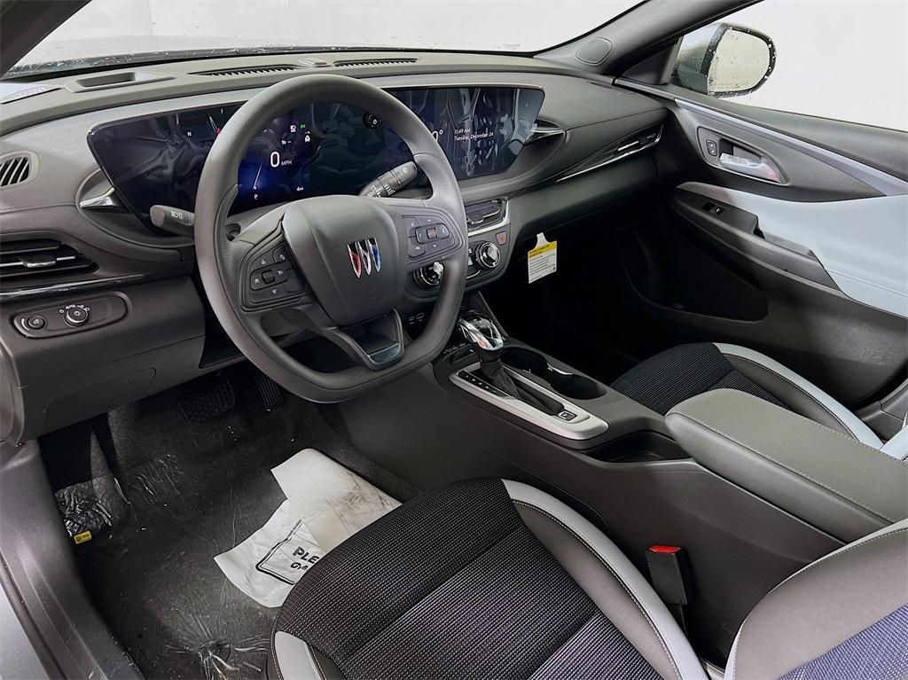 new 2025 Buick Envista car, priced at $25,635