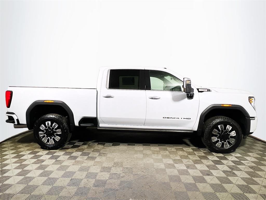 new 2026 GMC Sierra 3500 car, priced at $93,660