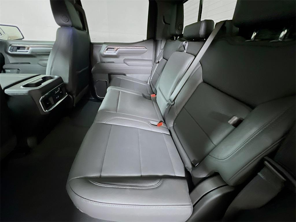 new 2025 GMC Sierra 1500 car, priced at $58,405