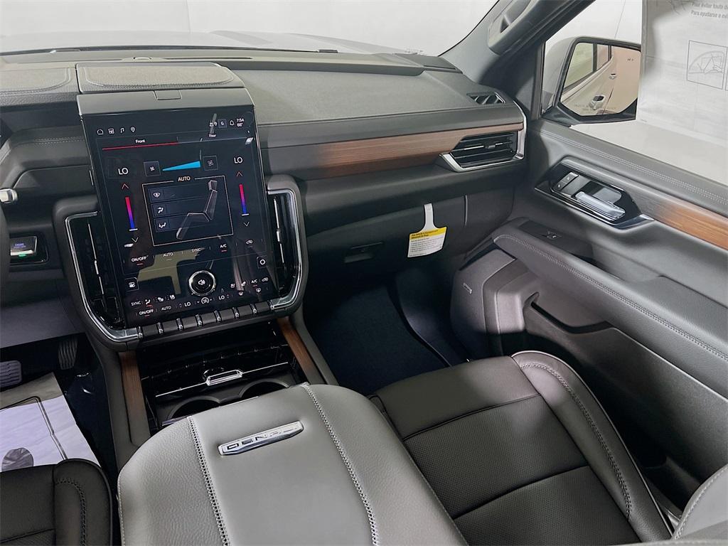 new 2025 GMC Yukon car, priced at $83,960