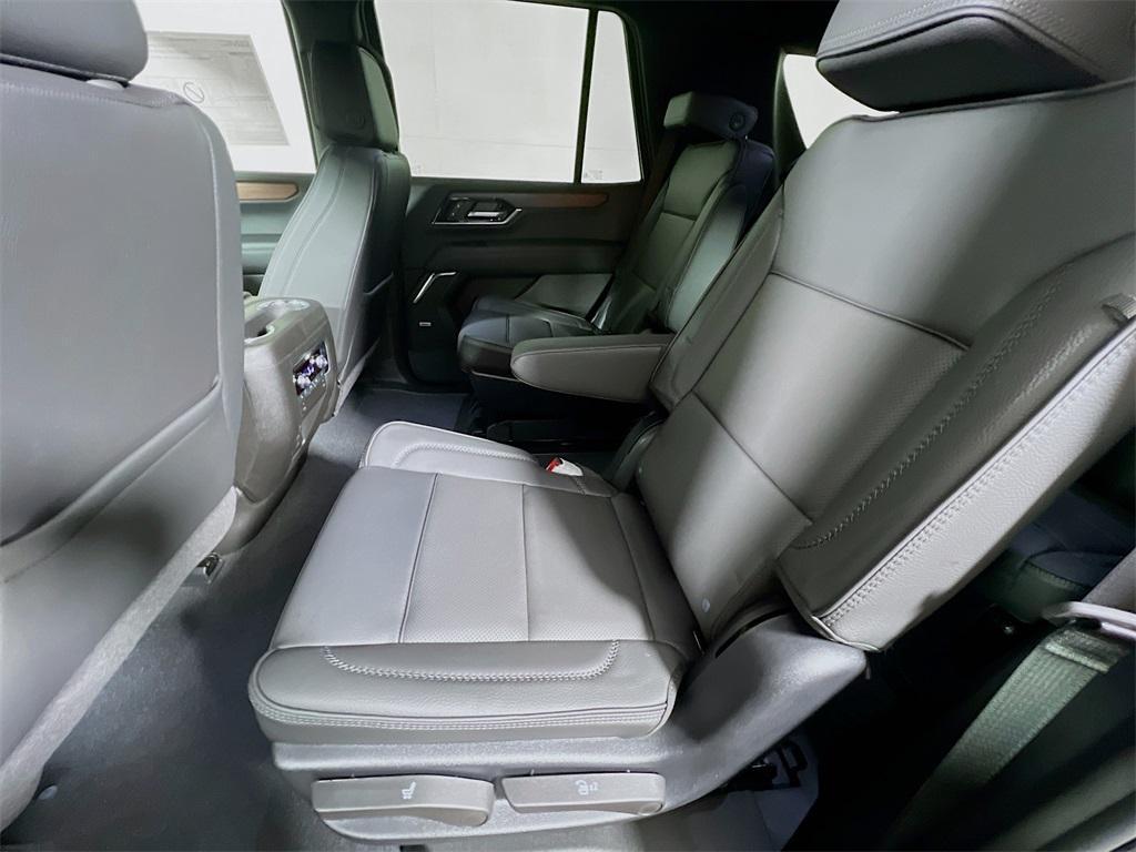new 2025 GMC Yukon car, priced at $83,960