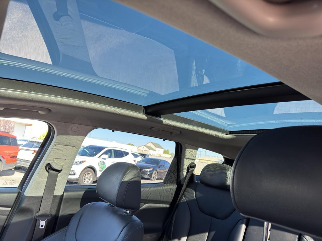 used 2020 Hyundai Santa Fe car, priced at $18,995