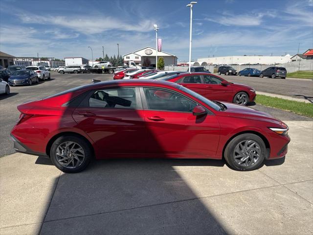 new 2024 Hyundai Elantra car, priced at $25,290