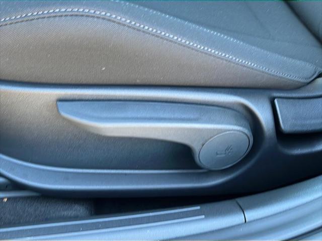 new 2025 Hyundai Elantra car, priced at $24,640