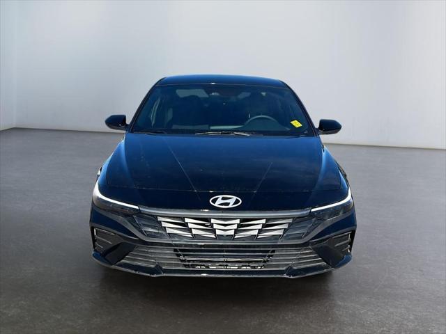 new 2025 Hyundai Elantra car, priced at $24,640