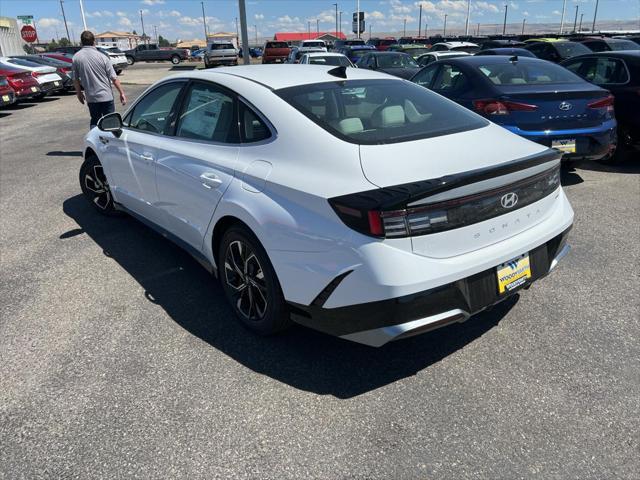 new 2024 Hyundai Sonata car, priced at $31,220