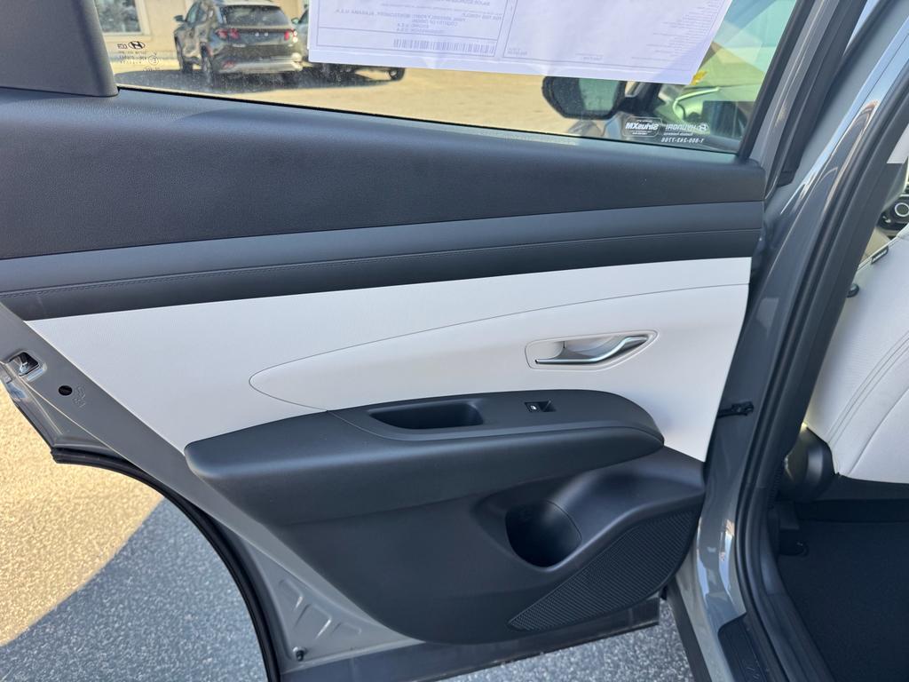 new 2025 Hyundai Tucson car, priced at $34,424