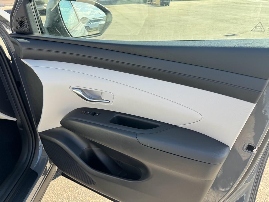 new 2025 Hyundai Tucson car, priced at $34,424
