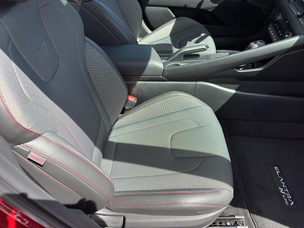 new 2025 Hyundai Elantra car, priced at $31,290