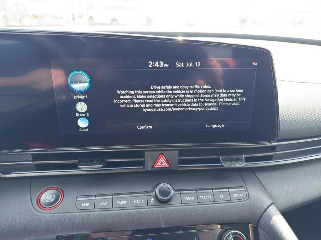 new 2025 Hyundai Elantra car, priced at $31,290