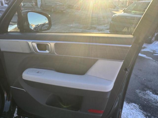 new 2025 Hyundai Santa Fe car, priced at $50,640